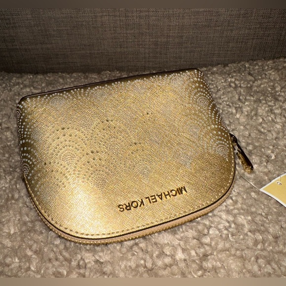 NWT 💛 Michael Kors Cosmetic Bag - Picture 6 of 8